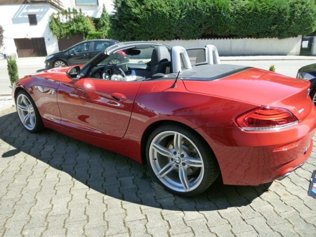 BMW Z4. Tyskimport är enkelt med hjälp av Fredrik. BMW Z4 inköpt i Tyskland genom Fredrik på Importbil.se
