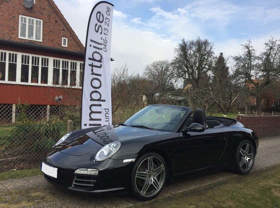 Porsche 911 997 Carrera 3.6 cabriolet. 3.6 liters boxerssexa med 345 hk köpt i Tyskland Begagnad Porsche 911 997 Carrera 3.6 cabriolet. 3.6 liters boxersexa med 345 hk från Tyskland