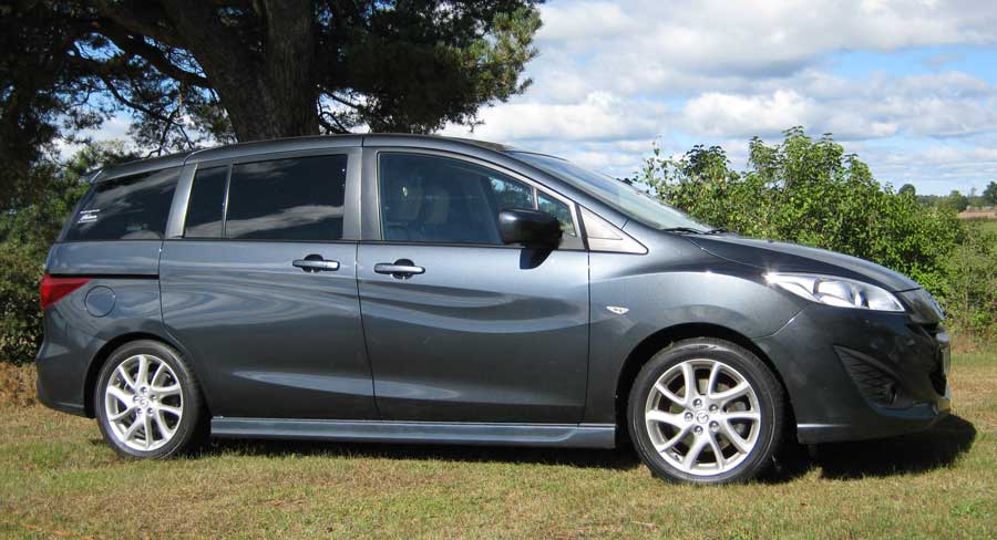 Tyskland import av Mazda 5 Sports Line 150 hk