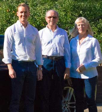 Teamet på importbil som hållit på mer än 20 år.
